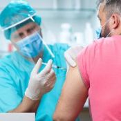 никаких прививок